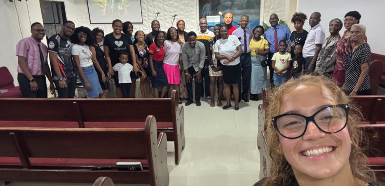 Record-Setting 90 Students Preach in Dominican Republic